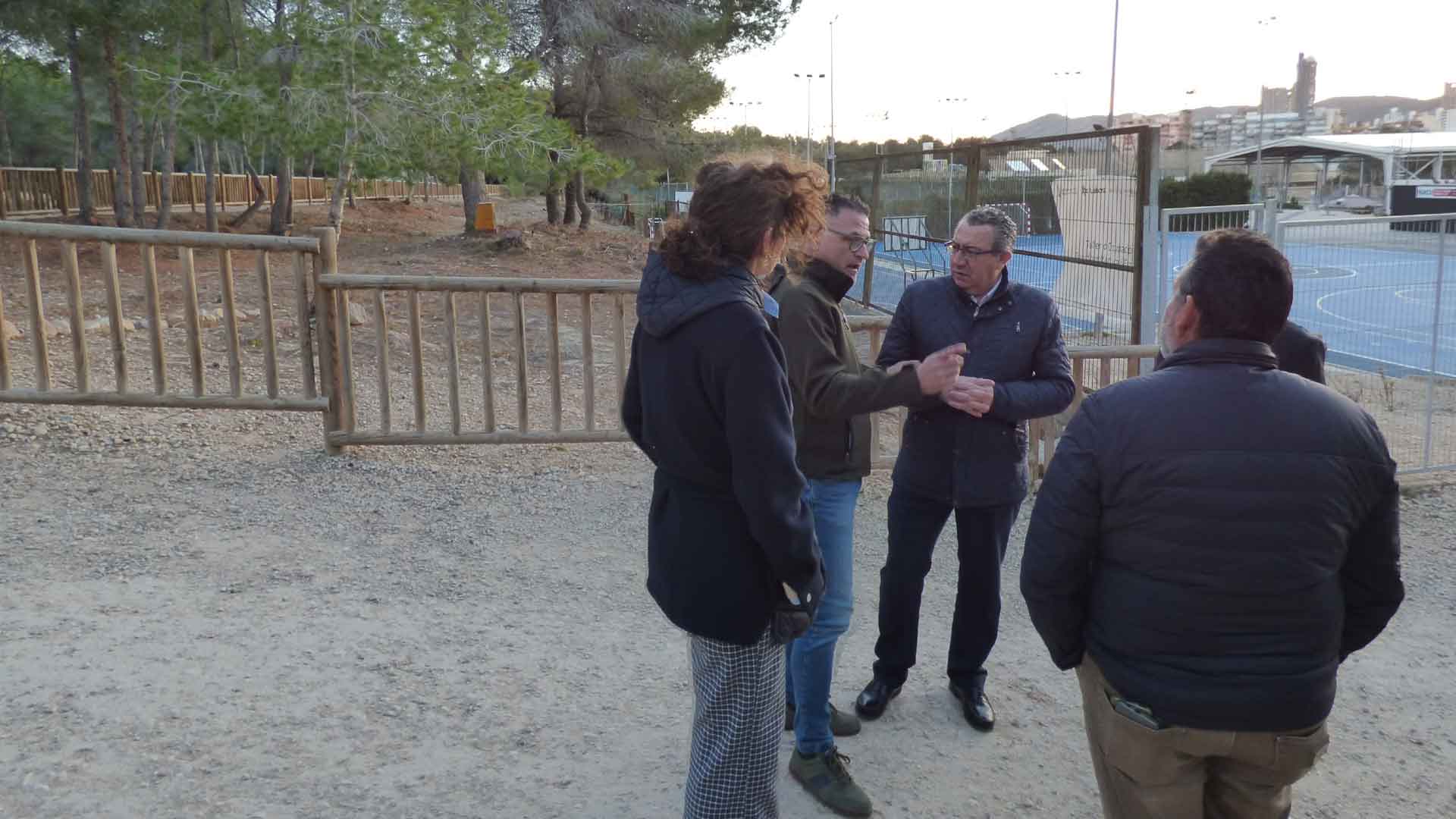 Benidorm finaliza las actuaciones contra incendios y la creación de nuevos senderos en la zona de Xixo del parque El Moralet Benidorm finaliza las actuaciones contra incendios y la creación de nuevos senderos en la zona de Xixo del parque El Moralet
