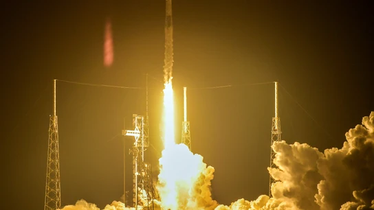 El momento del despegue de la nave Falcon 9 El momento del despegue de la nave Falcon 9