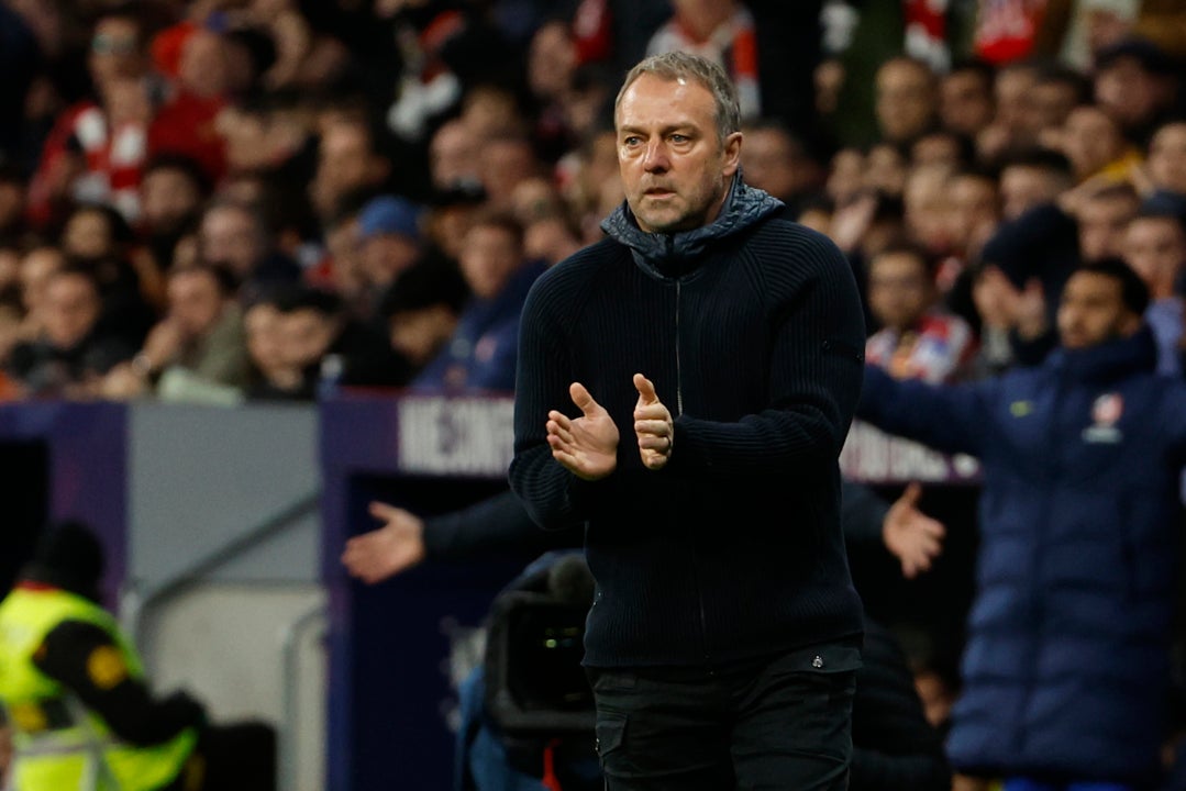 Flick: "¿El arbitraje? ¿Qué quieres que te diga?" Flick: "¿El arbitraje? ¿Qué quieres que te diga?"