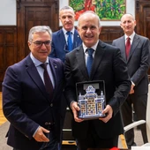 Luis Menor referenda o compromiso da Deputación de Ourense coa UNED Luis Menor referenda o compromiso da Deputación de Ourense coa UNED