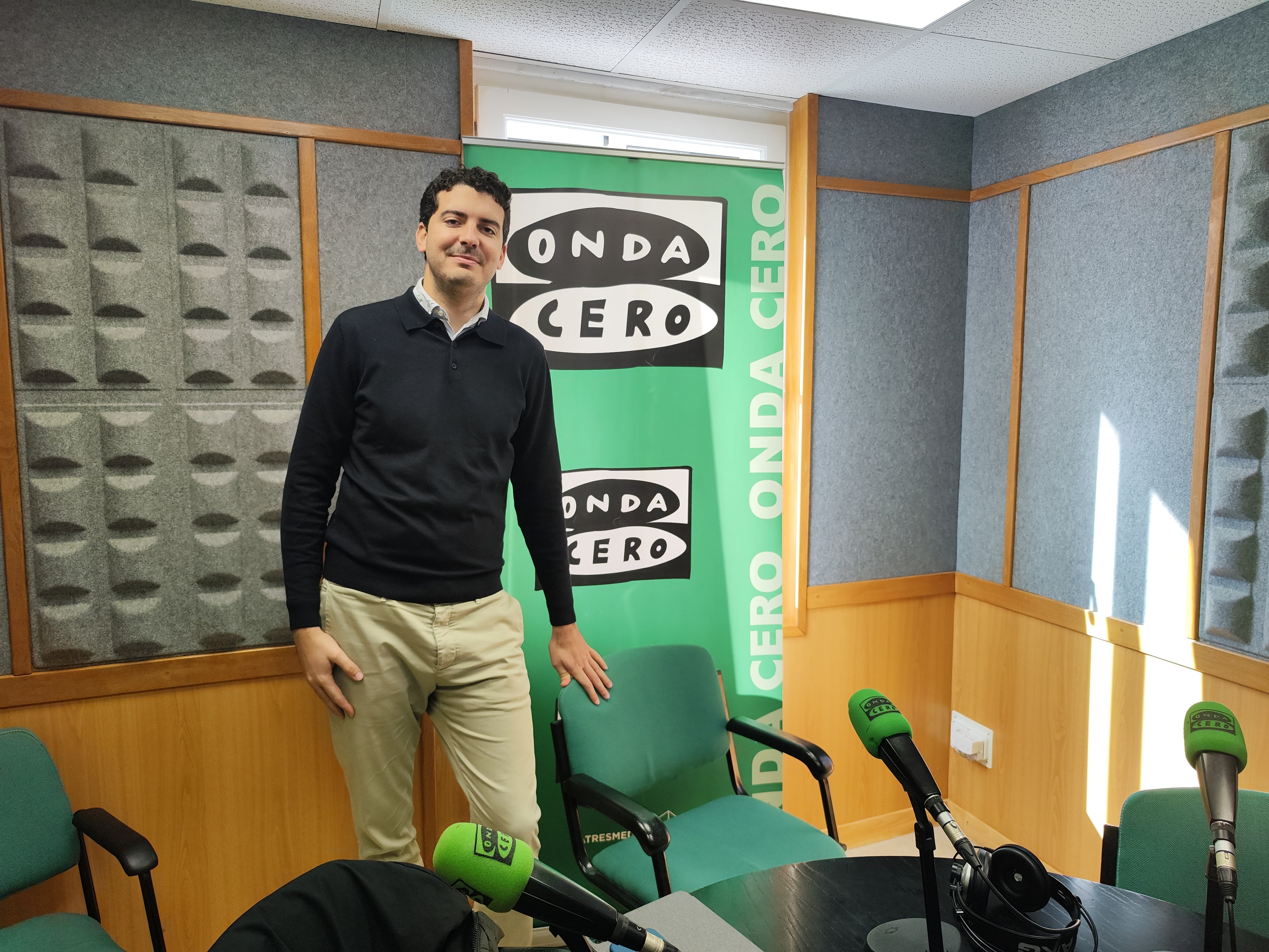 El PSOE Menorca califica de inaceptable la reducción de frecuencias de Vueling a Barcelona y señala al Consell El PSOE Menorca califica de inaceptable la reducción de frecuencias de Vueling a Barcelona y señala al Consell