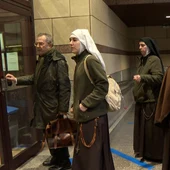 Exmonjas de Belorado llegan al juzgado de Bilbao Exmonjas de Belorado llegan al juzgado de Bilbao