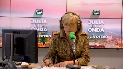 Julia Otero ve "tóxico" que Ayuso dé la Medalla de Madrid a EEUU: "La trumpista de la Puerta del Sol sigue haciendo méritos" Julia Otero ve "tóxico" que Ayuso dé la Medalla de Madrid a EEUU: "La trumpista de la Puerta del Sol sigue haciendo méritos"