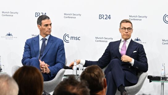 Pedro S&aacute;nchez durante su intervenci&oacute;n en una mesa redonda en la Conferencia de Seguridad de M&uacute;nich