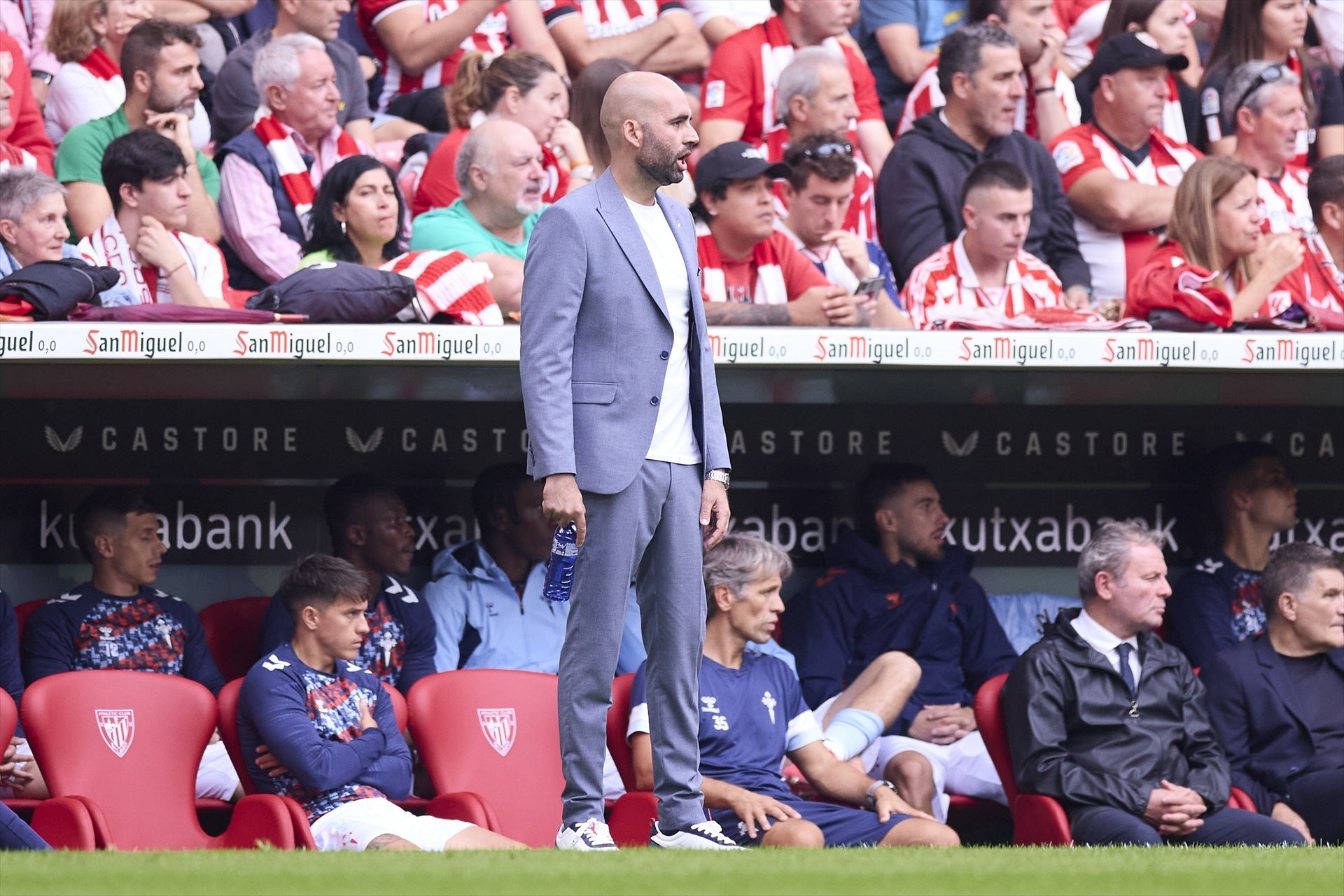El entrenador del Celta de Vigo, Claudio Giráldez, en el estadio de San Mamés El entrenador del Celta de Vigo, Claudio Giráldez, en el estadio de San Mamés