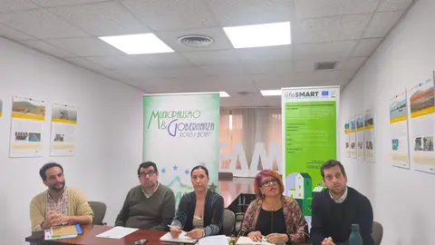 La Famp presenta los resultados del proyecto life-smart para impulsar la transición energética en la loma Occidental de Jaén La Famp presenta los resultados del proyecto life-smart para impulsar la transición energética en la loma Occidental de Jaén