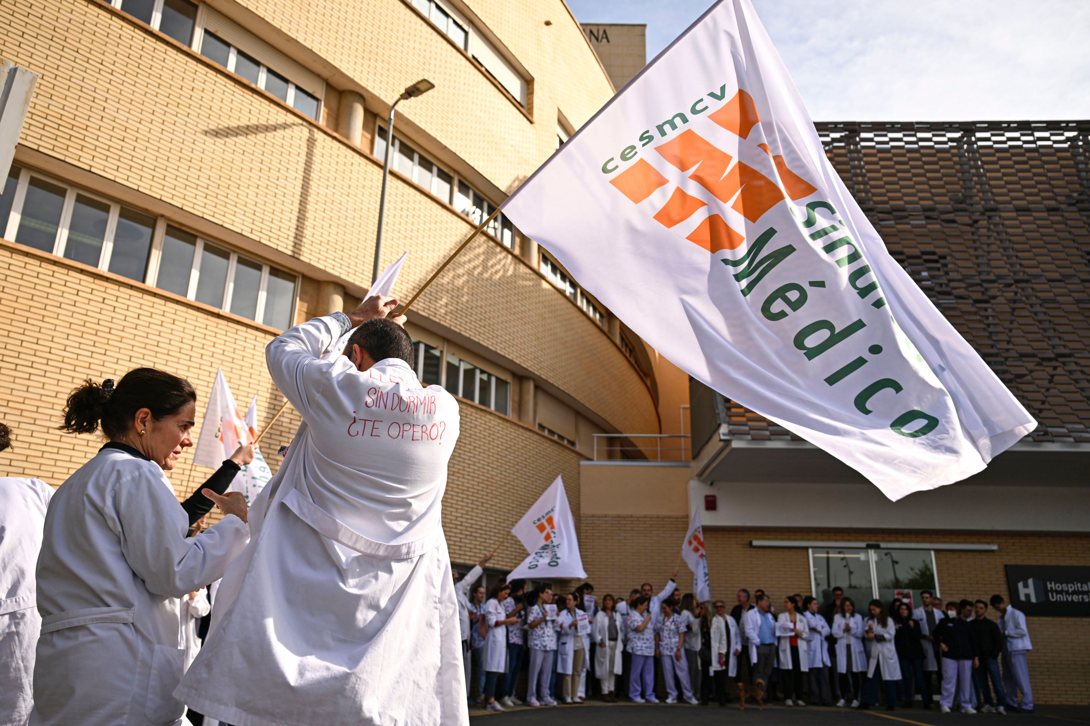 Huelga de médicos en la Comunitat: 90% de apoyo según convocantes y un 10,4% según Sanidad Huelga de médicos en la Comunitat: 90% de apoyo según convocantes y un 10,4% según Sanidad