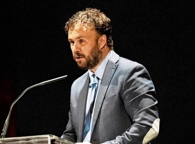 Un punto violeta y más información Un punto violeta y más información