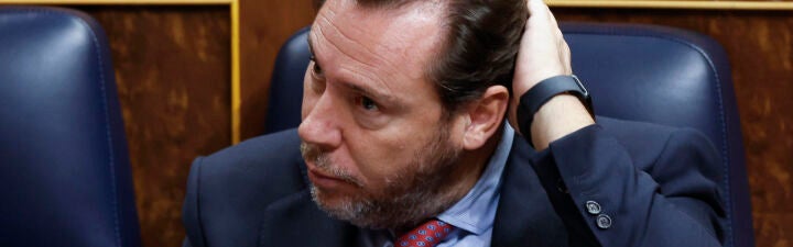 ¿Cree que Óscar Puente tendría que asumir la responsabilidad política tras el último informe de la Guardia Civil sobre Adamuz?