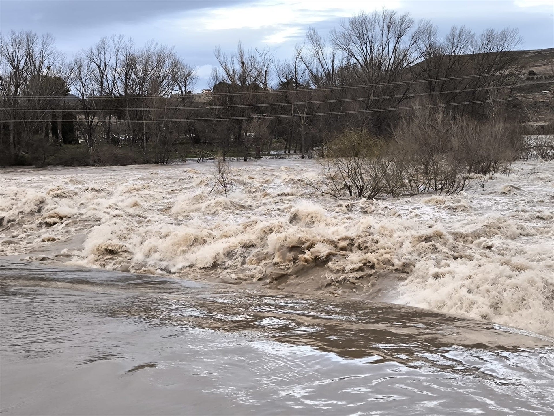 Preocupación por la crecida de los ríos tras el temporal de abundantes lluvias Preocupación por la crecida de los ríos tras el temporal de abundantes lluvias