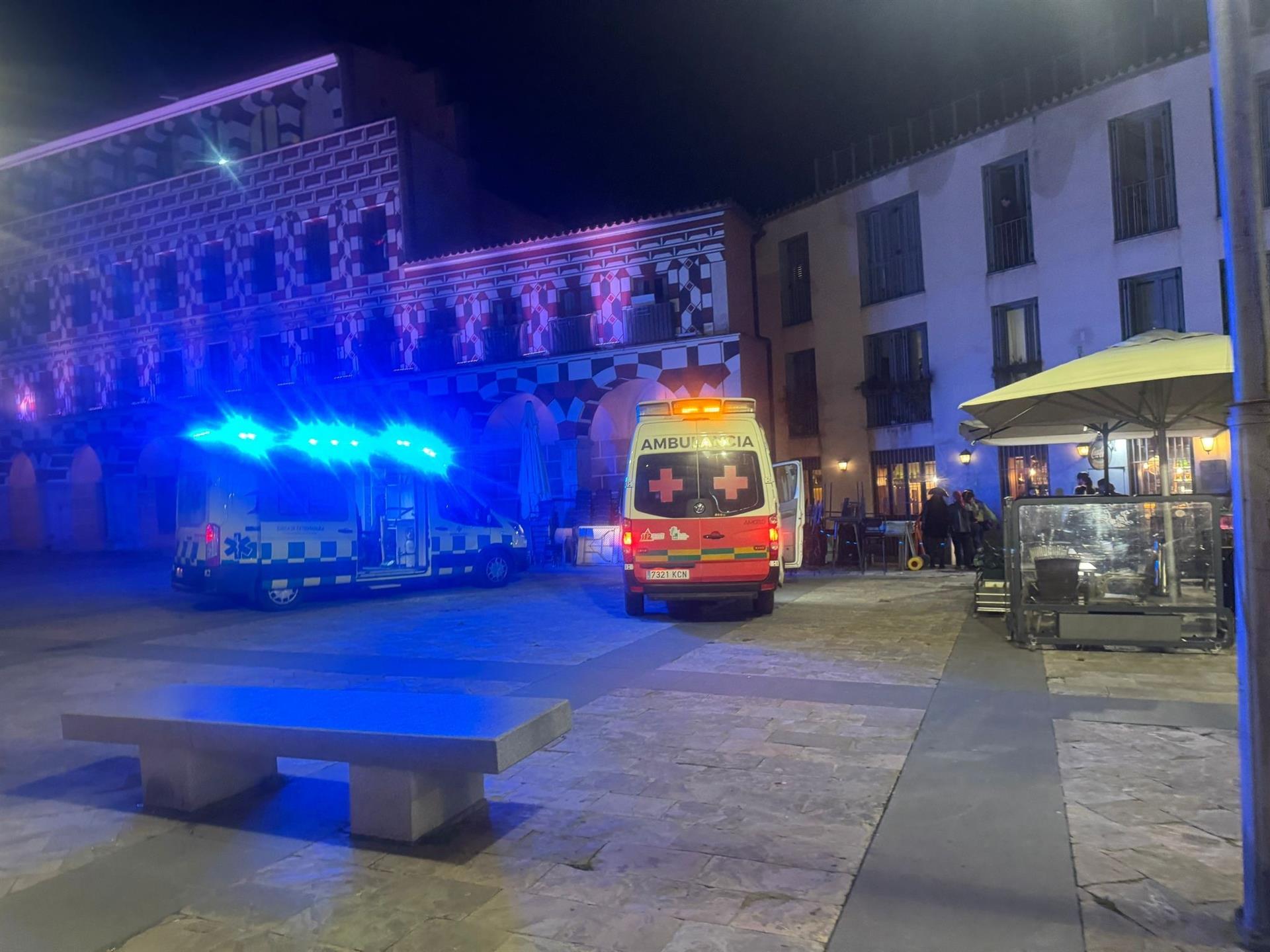 Muere un hombre de 65 años tras sufrir una parada cardiorrespiratoria en Badajoz Muere un hombre de 65 años tras sufrir una parada cardiorrespiratoria en Badajoz