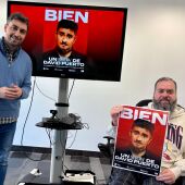 El concejal de Cultura, Vicente Blay, y el presidente de la asociación, Abrahán Guirao duranta la presentación del espectáculo.. 