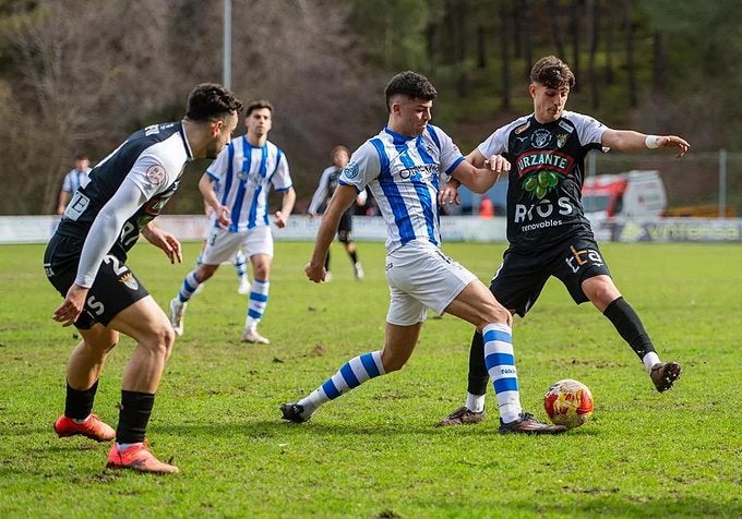 Tudelano y Mutilvera ganan en 2ª RFEF Tudelano y Mutilvera ganan en 2ª RFEF