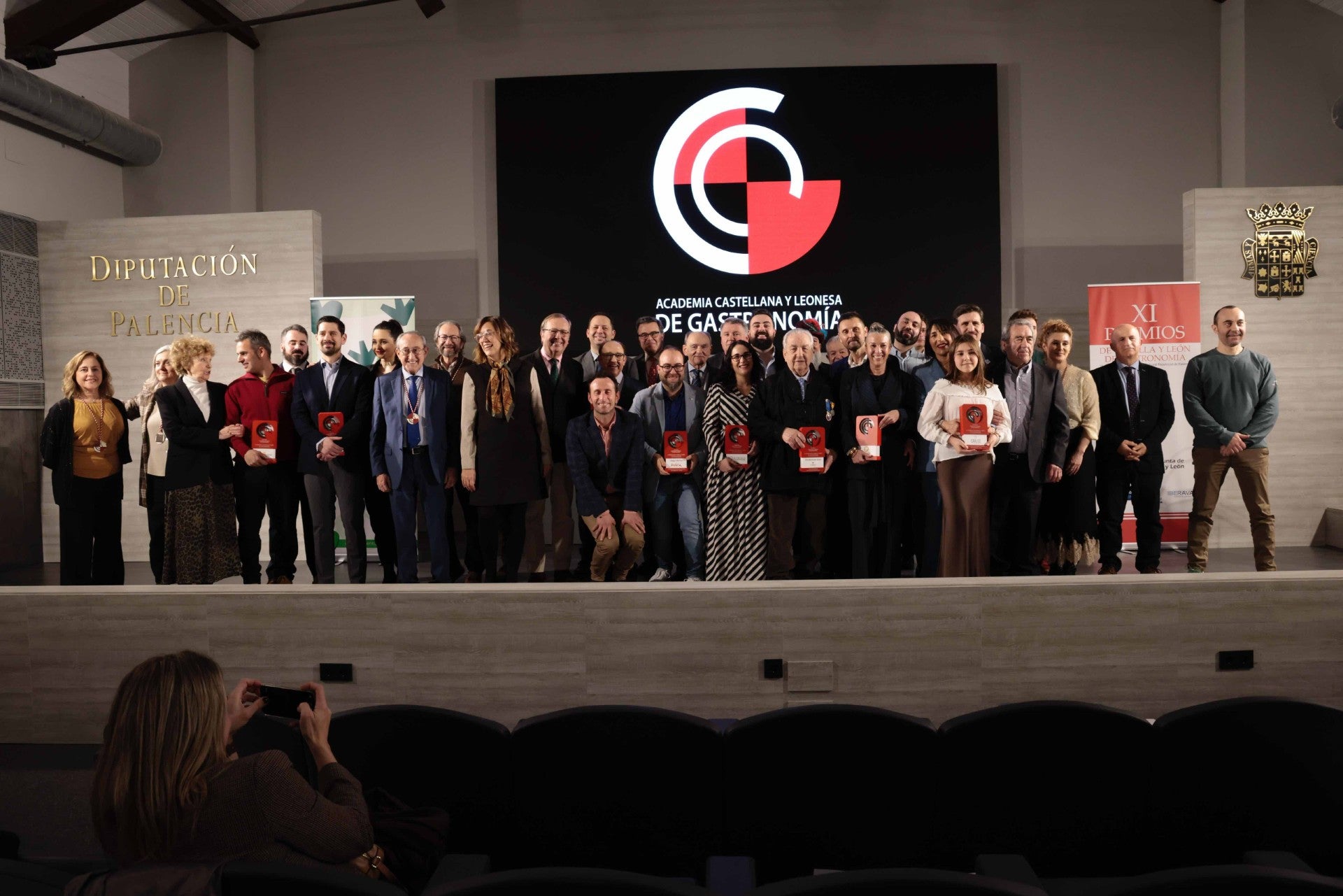 La Academia Castellana y Leonesa entrega los XI Premios Castilla y León de Gastronomía La Academia Castellana y Leonesa entrega los XI Premios Castilla y León de Gastronomía