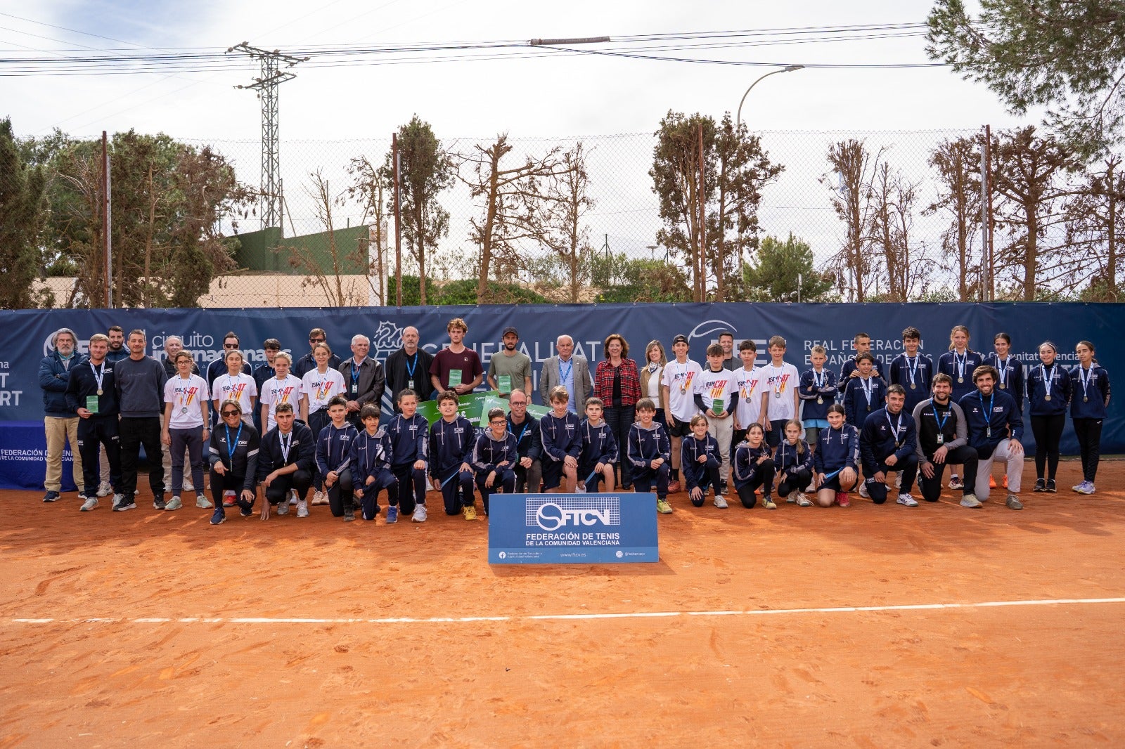 Sergi Pérez Contri conquista el título del Circuito de Internacionales de tenis en Almoradí Sergi Pérez Contri conquista el título del Circuito de Internacionales de tenis en Almoradí