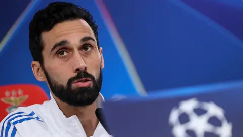 Arbeloa: "Nuestro objetivo es ganar la 'Champions'" Arbeloa: "Nuestro objetivo es ganar la 'Champions'"
