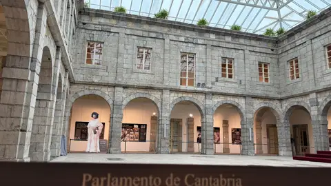 Patio del Parlamento de Cantabria Patio del Parlamento de Cantabria