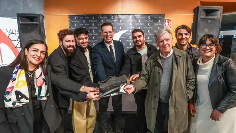 Presentación del calzado fabricado con impresora 3D de la empresa del Parque Científico de la UMH de Elche. Presentación del calzado fabricado con impresora 3D de la empresa del Parque Científico de la UMH de Elche.