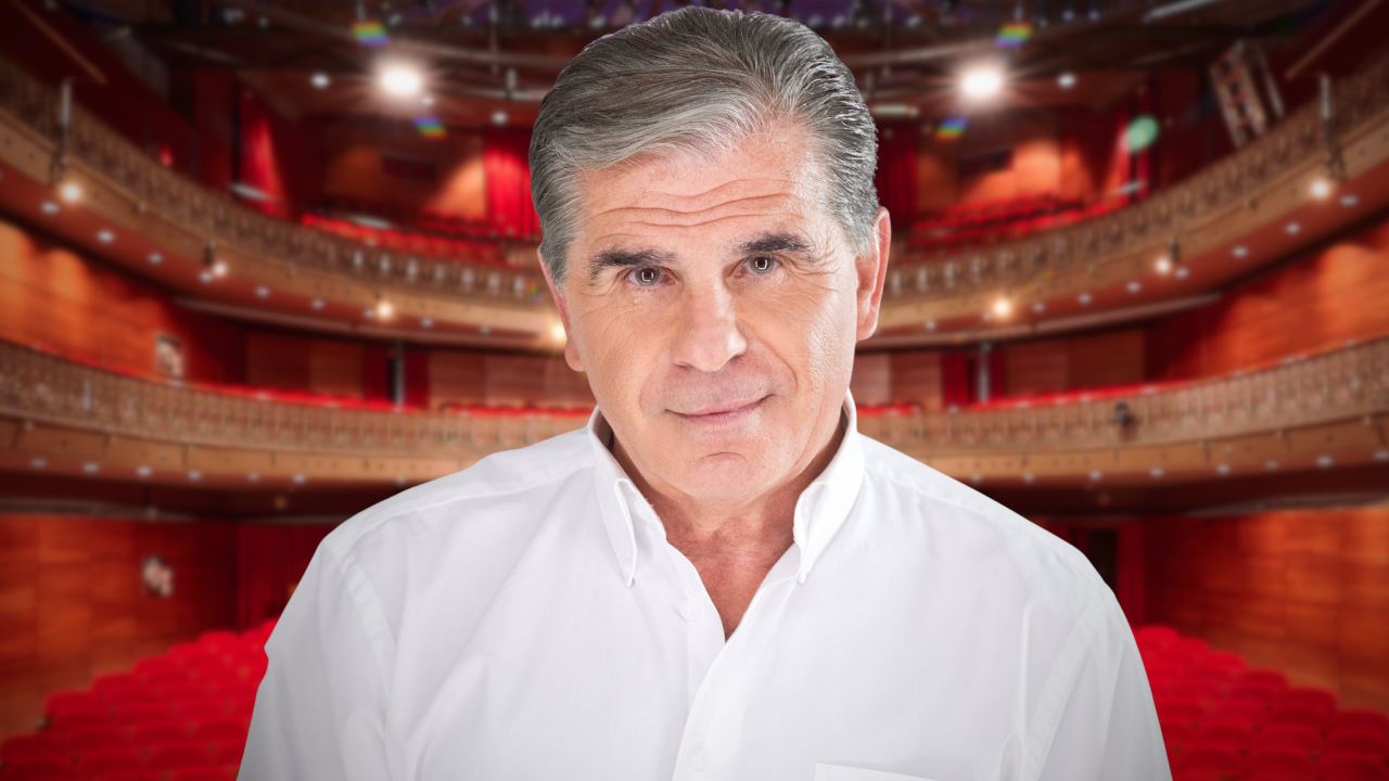 Pedro Ruiz torna al teatre per explicar històries confidencials Pedro Ruiz torna al teatre per explicar històries confidencials