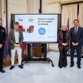 El Ayuntamiento de Málaga ha puesto en marcha una campaña de concienciación ciudadana para el correcto depósito de muebles y enseres junto a los contenedores