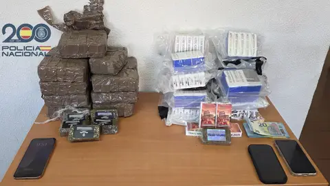 Imagen de la droga incautada. Imagen de la droga incautada.