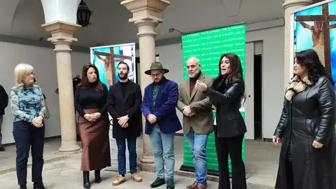 Grandes figuras del cante de Extremadura ponen voz a un ciclo de exaltación de la saeta que recorrerá siete localidades Grandes figuras del cante de Extremadura ponen voz a un ciclo de exaltación de la saeta que recorrerá siete localidades
