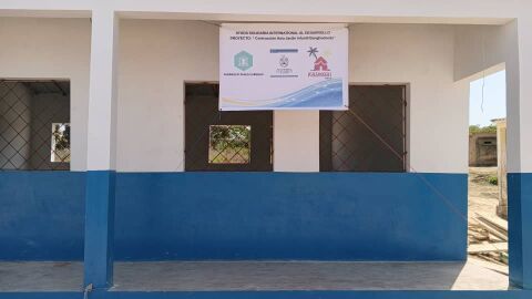 Nueva escuela en Banghondondo 