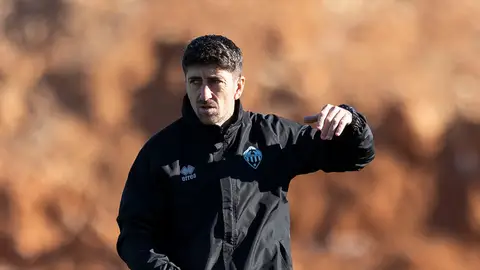 Pablo Hernández dirige un entrenamiento Pablo Hernández dirige un entrenamiento