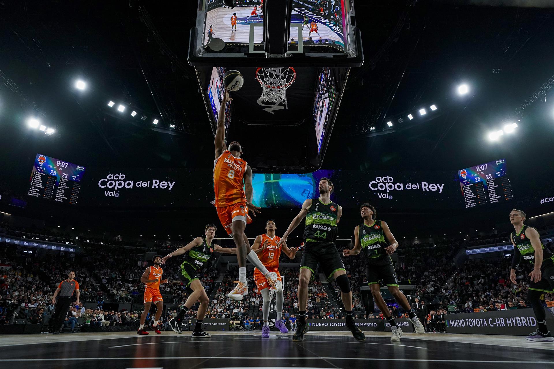 Real Madrid y Valencia Basket se citan el sábado en el Roig Arena para ganarse un sitio en la final de la Copa del Rey Real Madrid y Valencia Basket se citan el sábado en el Roig Arena para ganarse un sitio en la final de la Copa del Rey