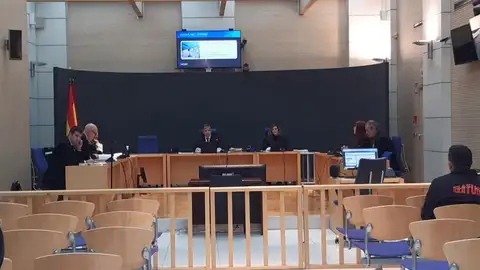 Ocho años de cárcel para el conductor que causó tres muertes en dirección contraria en Gipuzkoa Ocho años de cárcel para el conductor que causó tres muertes en dirección contraria en Gipuzkoa