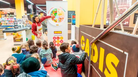 Máis de 1500 estudantes de Ourense participan no programa "Alimentes" Máis de 1500 estudantes de Ourense participan no programa "Alimentes"