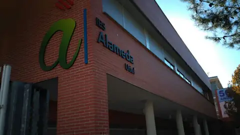 Instituto IES Alameda Utiel. Instituto IES Alameda Utiel.