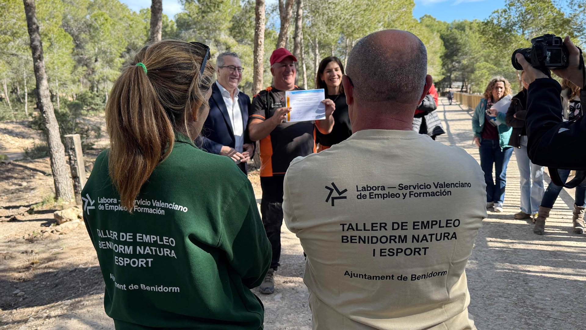 Los alumnos del ‘Taller de Empleo Benidorm Natura i Esport’ reciben los diplomas que acreditan su formación Los alumnos del ‘Taller de Empleo Benidorm Natura i Esport’ reciben los diplomas que acreditan su formación
