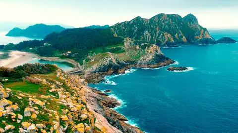 Parque nacional de las Illas Atlánticas La UNED analiza el papel de la investigación científica en la gestión de los parques naturales en Galicia