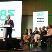 Las Banderas de Andalucía por el 28F reconocen el alto nivel de compromiso, la excelencia y el liderazgo de Málaga Las Banderas de Andalucía por el 28F reconocen el alto nivel de compromiso, la excelencia y el liderazgo de Málaga