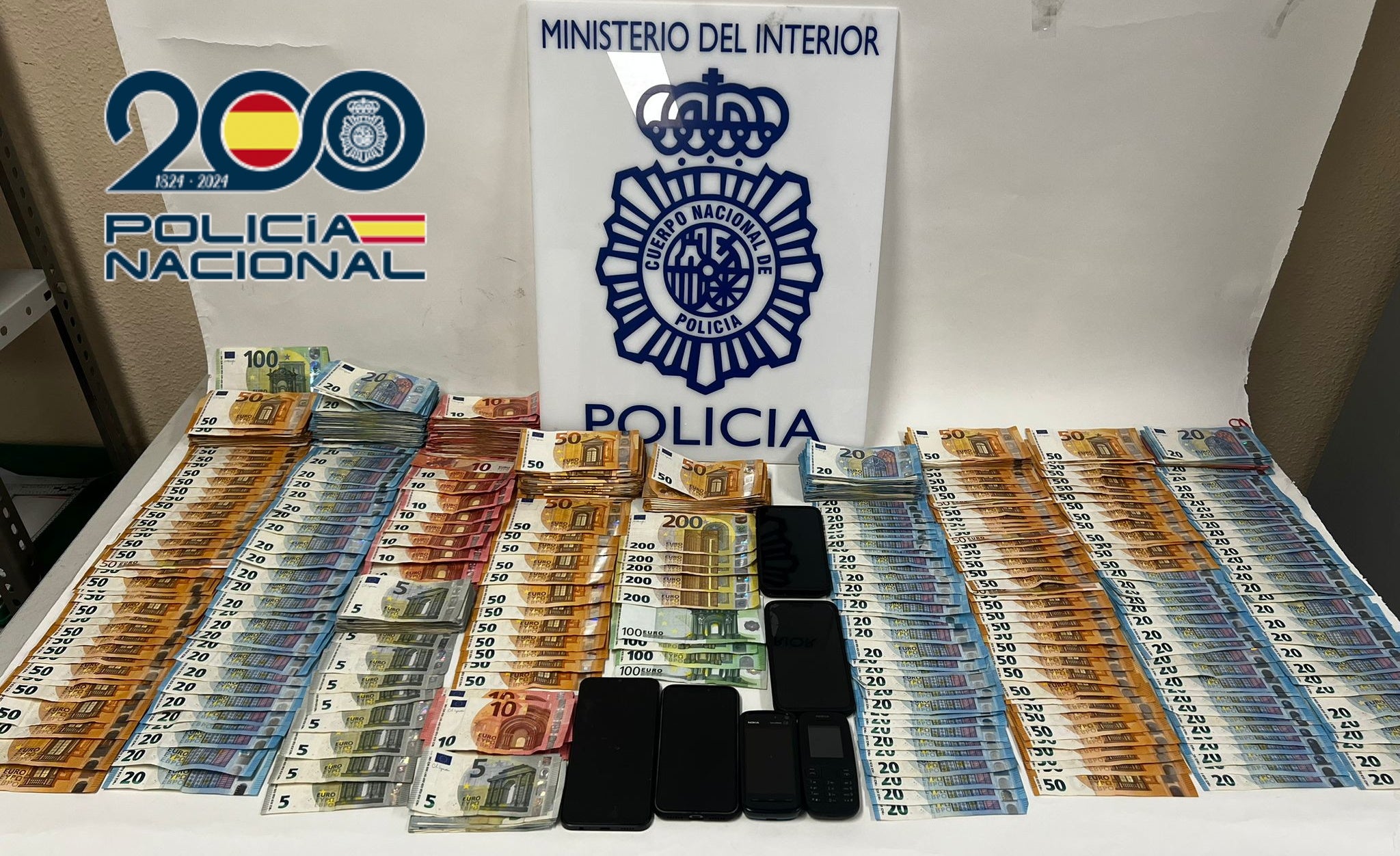Detenidos tres hombres tras el asalto violento en Elche en mayo del pasado año a una furgoneta cargada de hachís Detenidos tres hombres tras el asalto violento en Elche en mayo del pasado año a una furgoneta cargada de hachís