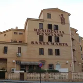 El Hospital Asilo Santa Marta de Villajoyosa licita el servicio de cocina para garantizar la alimentación de sus 90 residentes El Hospital Asilo Santa Marta de Villajoyosa licita el servicio de cocina para garantizar la alimentación de sus 90 residentes