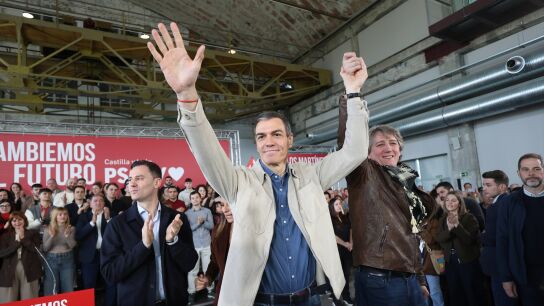 El secretario general del PSOE y presidente del Gobierno de Espa&ntilde;a, Pedro S&aacute;nchez, acompa&ntilde;ado del secretario general del PSOE de Castilla y Le&oacute;n, alcalde de Soria, Carlos Mart&iacute;nez