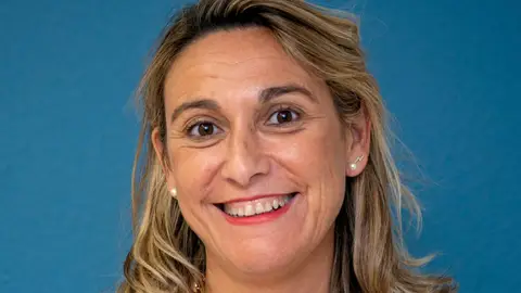 Rosana Díaz pedagoga de Aula 2 Rosana Díaz pedagoga de Aula 2