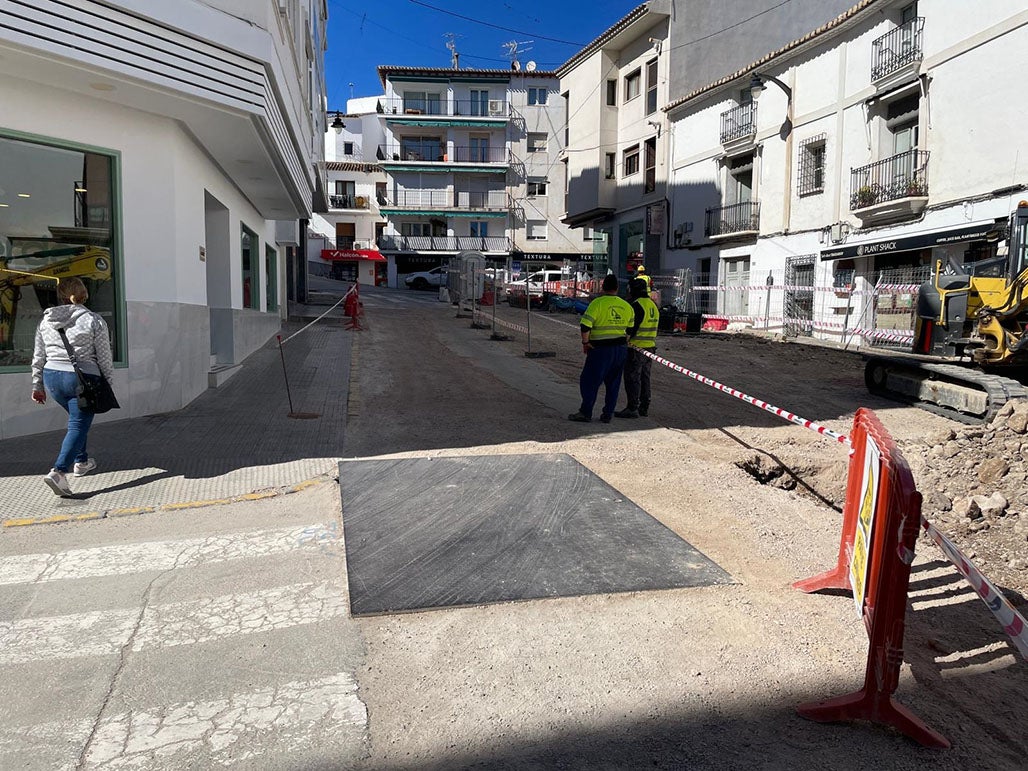 Avanzan las obras del Pont de Montcau en Altea Avanzan las obras del Pont de Montcau en Altea