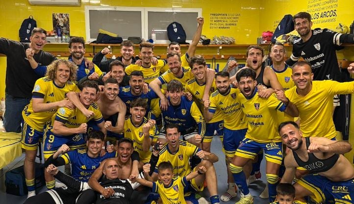 El Orihuela CF vuelve a los puestos de ascenso en Segunda RFEF tras golear 4-0 al Navalcarnero El Orihuela CF vuelve a los puestos de ascenso en Segunda RFEF tras golear 4-0 al Navalcarnero