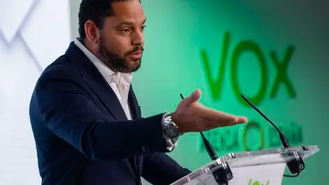 El secretario general de VOX, Ignacio Garriga, ha detallado el marco de las negociaciones con el PP El secretario general de VOX, Ignacio Garriga, ha detallado el marco de las negociaciones con el PP