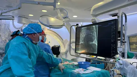 El Hospital Quirónsalud Sagrado Corazón impulsa la innovación quirúrgica con la apertura de un quirófano híbrido El Hospital Quirónsalud Sagrado Corazón impulsa la innovación quirúrgica con la apertura de un quirófano híbrido