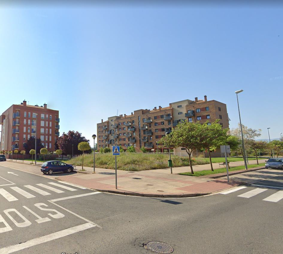 El equipo de gobierno en Logroño comparecerá en el próximo pleno para detallar el plan municipal de vivienda protegida El equipo de gobierno en Logroño comparecerá en el próximo pleno para detallar el plan municipal de vivienda protegida