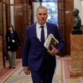 Ortega se reafirma "como portavoz" de Vox y asegura que ni hay mayoría para relevarle ni tampoco división interna Ortega se reafirma "como portavoz" de Vox y asegura que ni hay mayoría para relevarle ni tampoco división interna