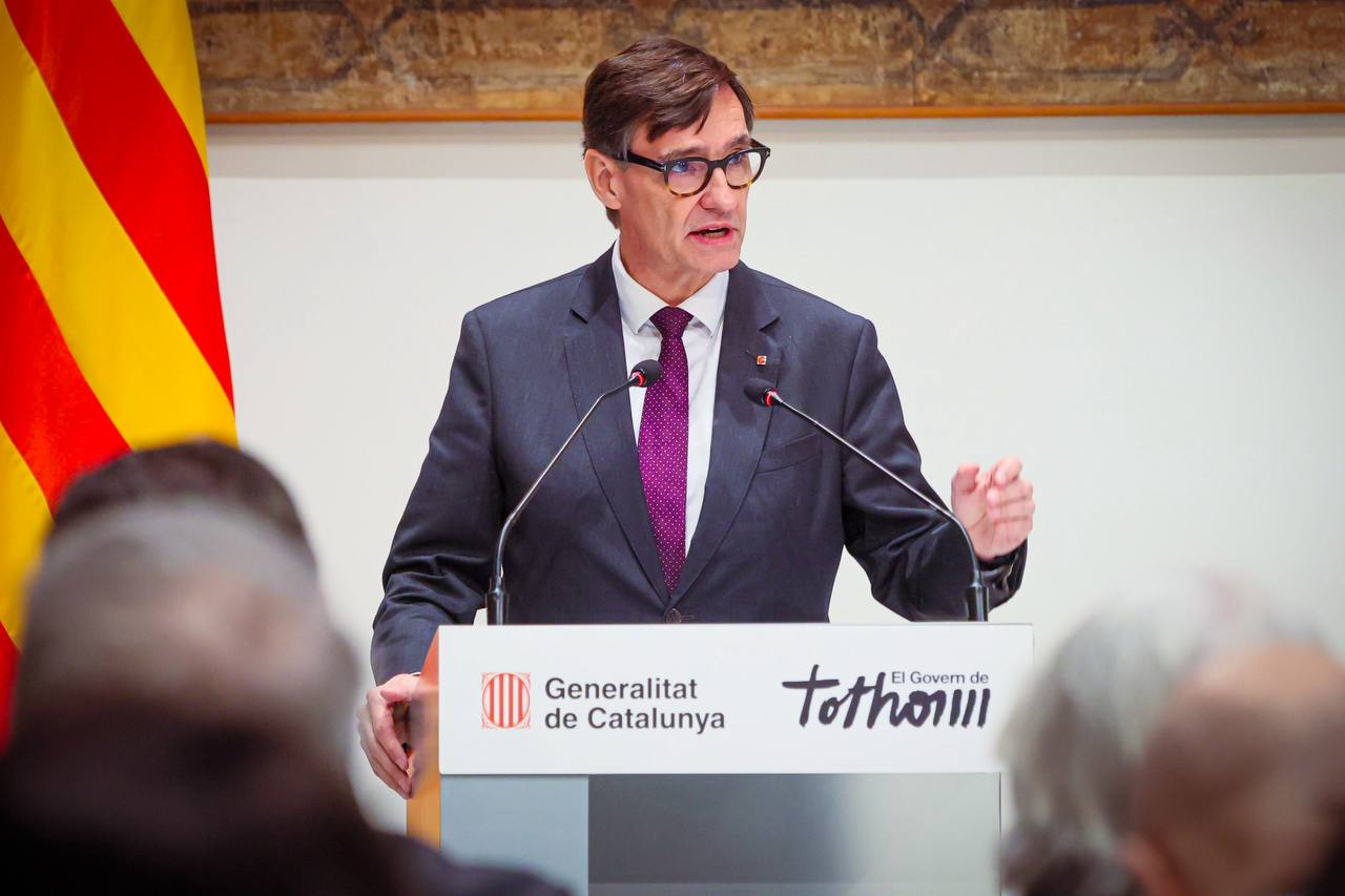 Salvador Illa tira pel dret amb els Pressupostos encara que no tingui el suport d'ERC Salvador Illa tira pel dret amb els Pressupostos encara que no tingui el suport d'ERC