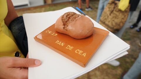 Homenaje al Pan de Cea en la fiesta de exaltaci&oacute;n celebrada este domingo en San Cristovo de Cea.