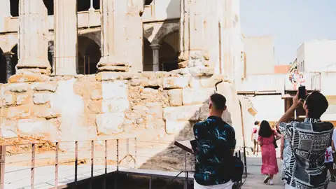 Las pernoctaciones hoteleras en Extremadura se elevan un 1,7% en enero Las pernoctaciones hoteleras en Extremadura se elevan un 1,7% en enero