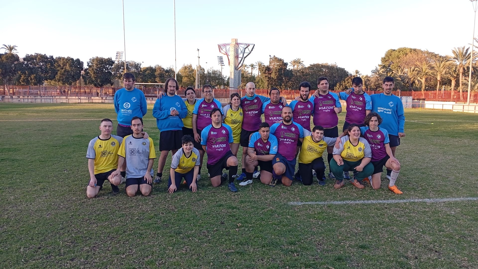 El equipo inclusivo del UMH Orihuela Rugby vivió una jornada muy especial junto al Elche marcada por el compañerismo El equipo inclusivo del UMH Orihuela Rugby vivió una jornada muy especial junto al Elche marcada por el compañerismo