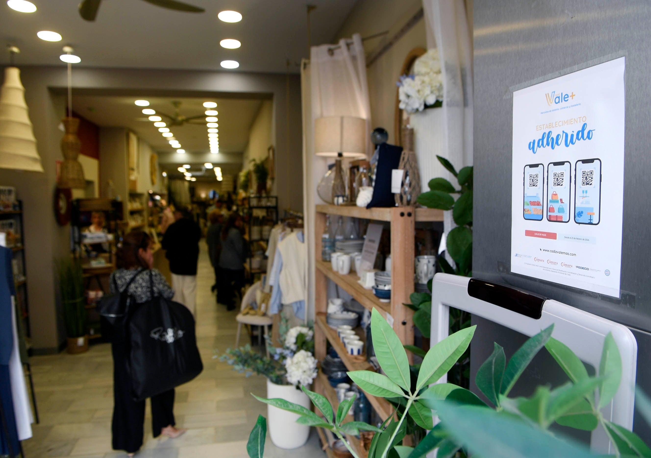 Los 80.000 bonos del Cádiz Vale Más son descargados por los consumidores en menos de 4 minutos Los 80.000 bonos del Cádiz Vale Más son descargados por los consumidores en menos de 4 minutos